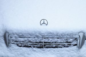 O czym trzeba pamiętać, przygotowując samochód do zimy?